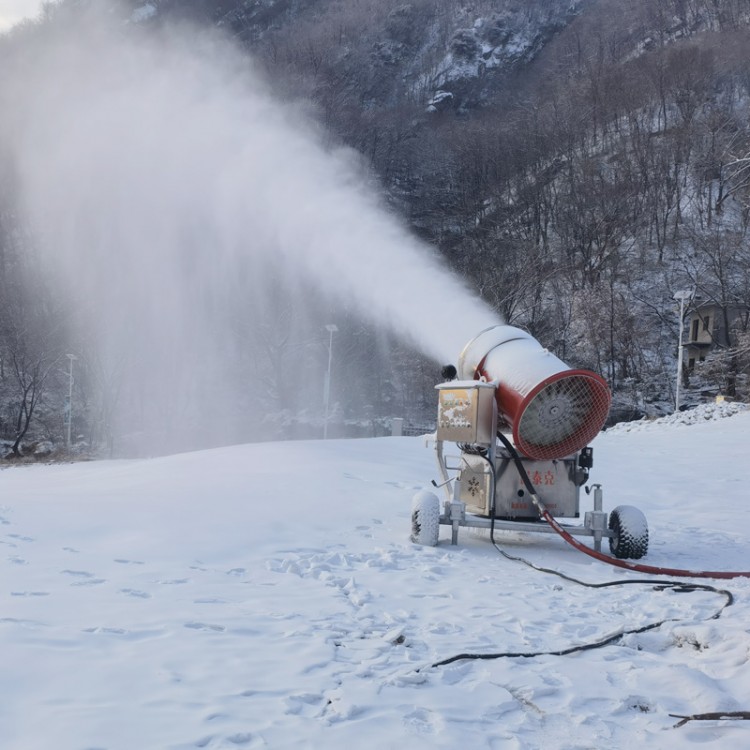 运输方便国产造雪机 射程远人工造雪机